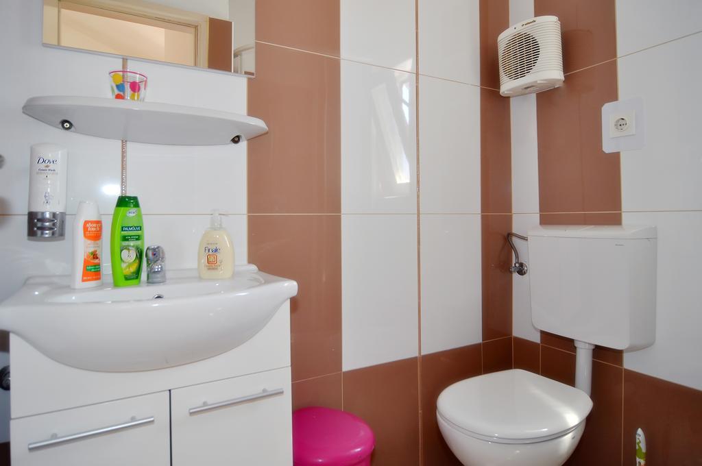 Apartments And Rooms Anika Ζαντάρ Εξωτερικό φωτογραφία